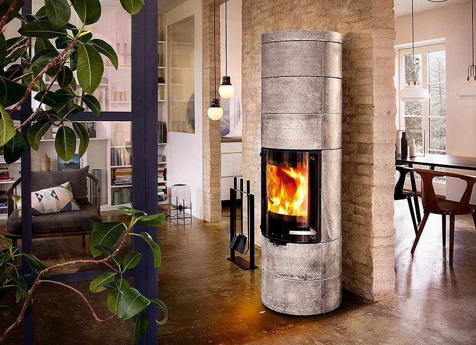Poêle à bois Skantherm Milano — Cheminées Sparte Toulouse