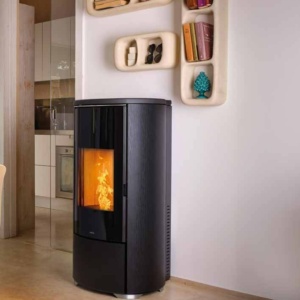 Poêle à granulés Nobis A8 / A10 Round Glass — Cheminées Sparte Toulouse