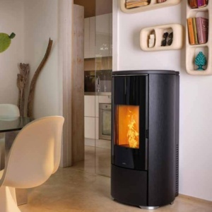 Poêle à granulés Nobis H10 / H12 V Shape Glass — Cheminées Sparte Toulouse