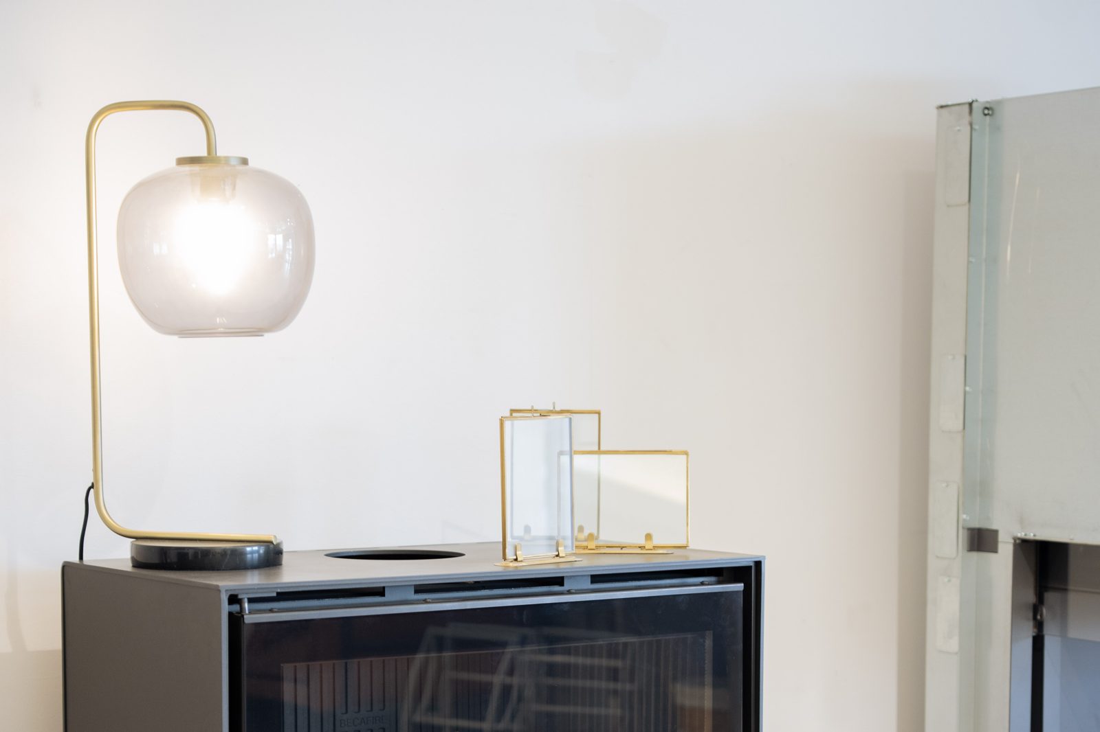 Insert à bois dans le showroom Sparte à Toulouse, route de Revel